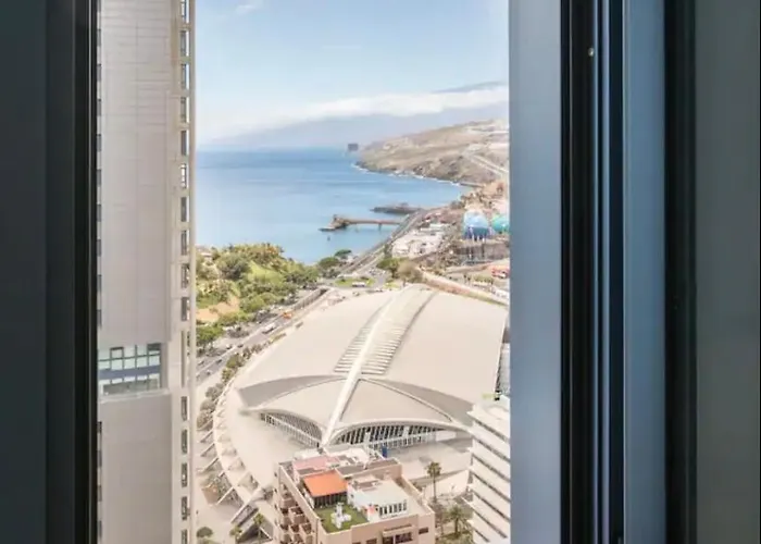 Tower High Suite, Panoramic View דירה