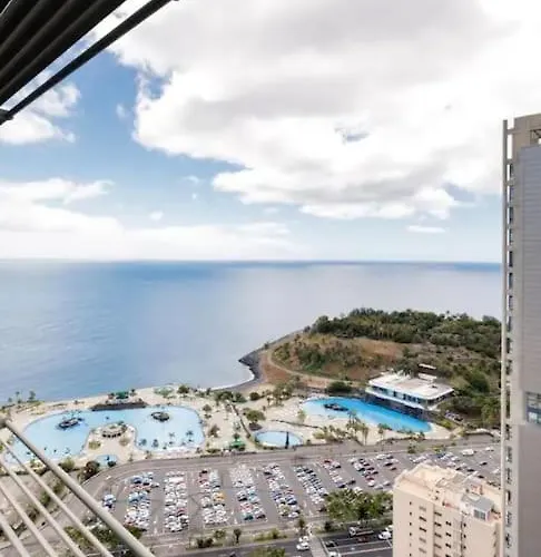 Tower High Suite, Panoramic View דירה